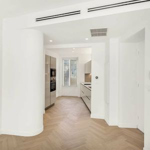 Property in Carre d'Argent