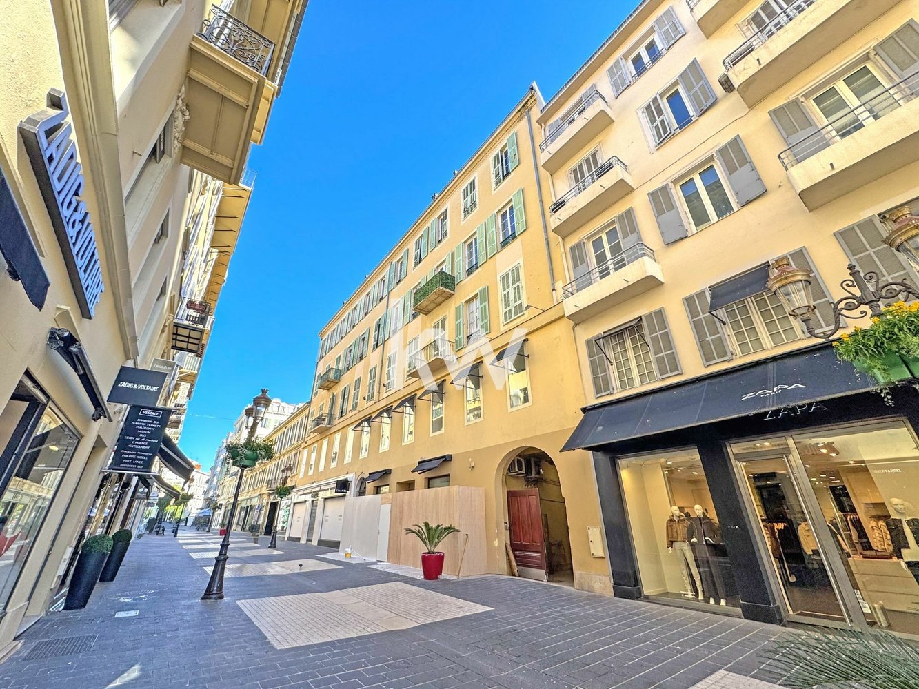 Property photo in Carre d'Argent