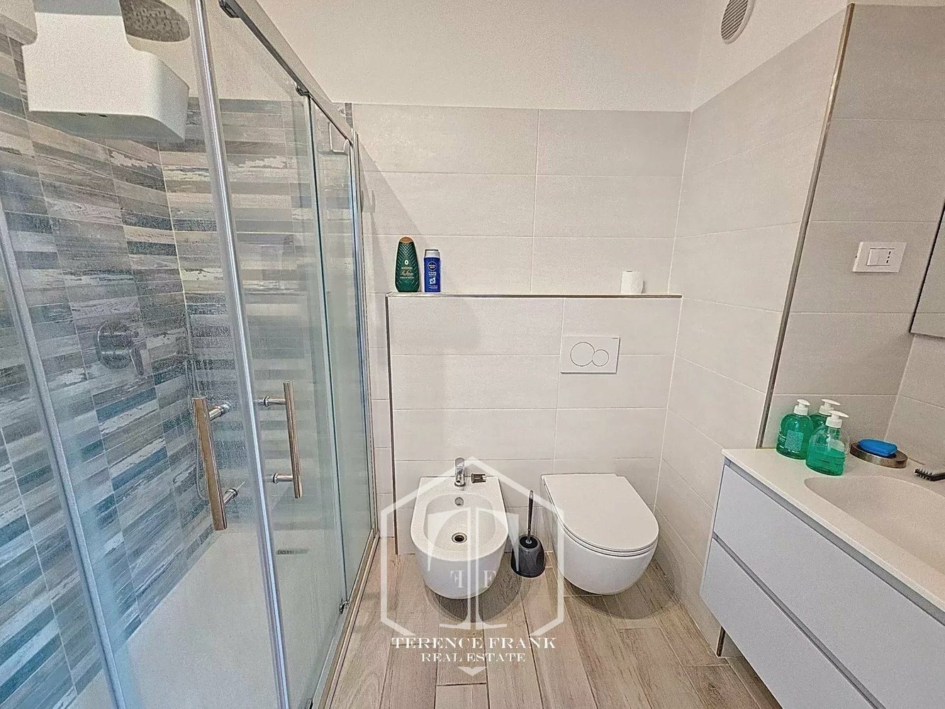 Property photo in Carre d'Argent