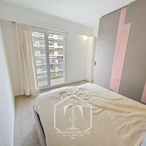 Property in Carre d'Argent