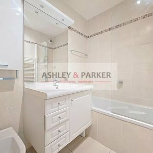 Property in Carre d'Argent