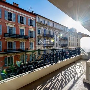 Property in Carre d'Argent