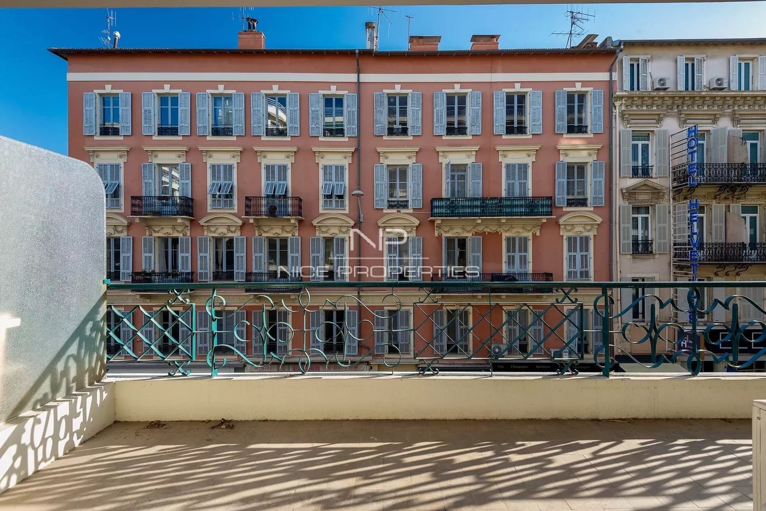 Property photo in Carre d'Argent