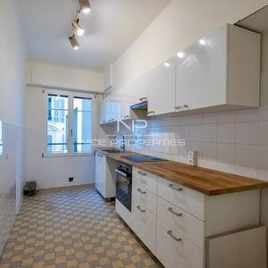 Property in Carre d'Argent