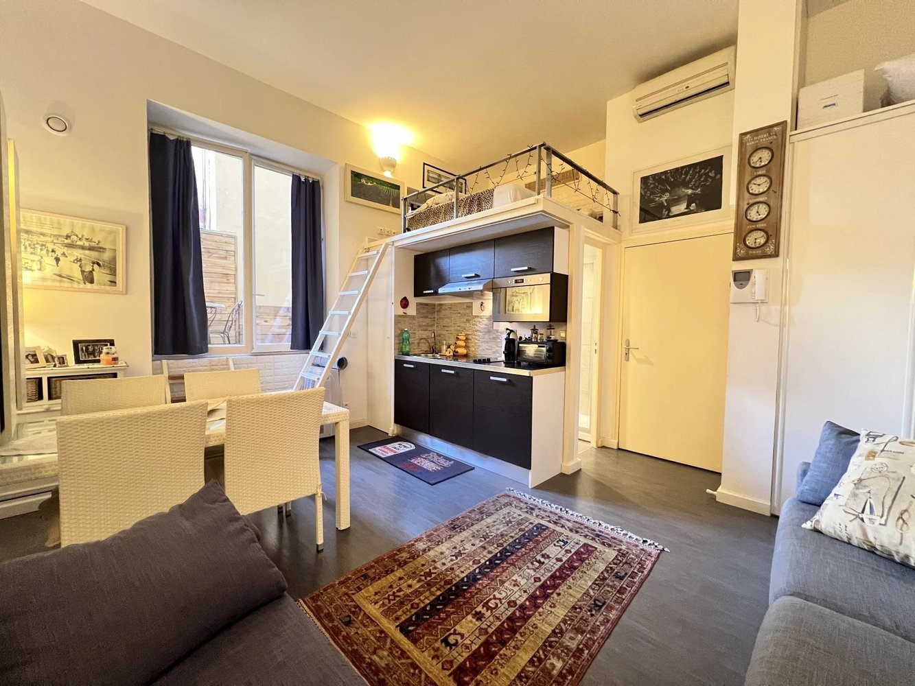 Property photo in Carre d'Argent