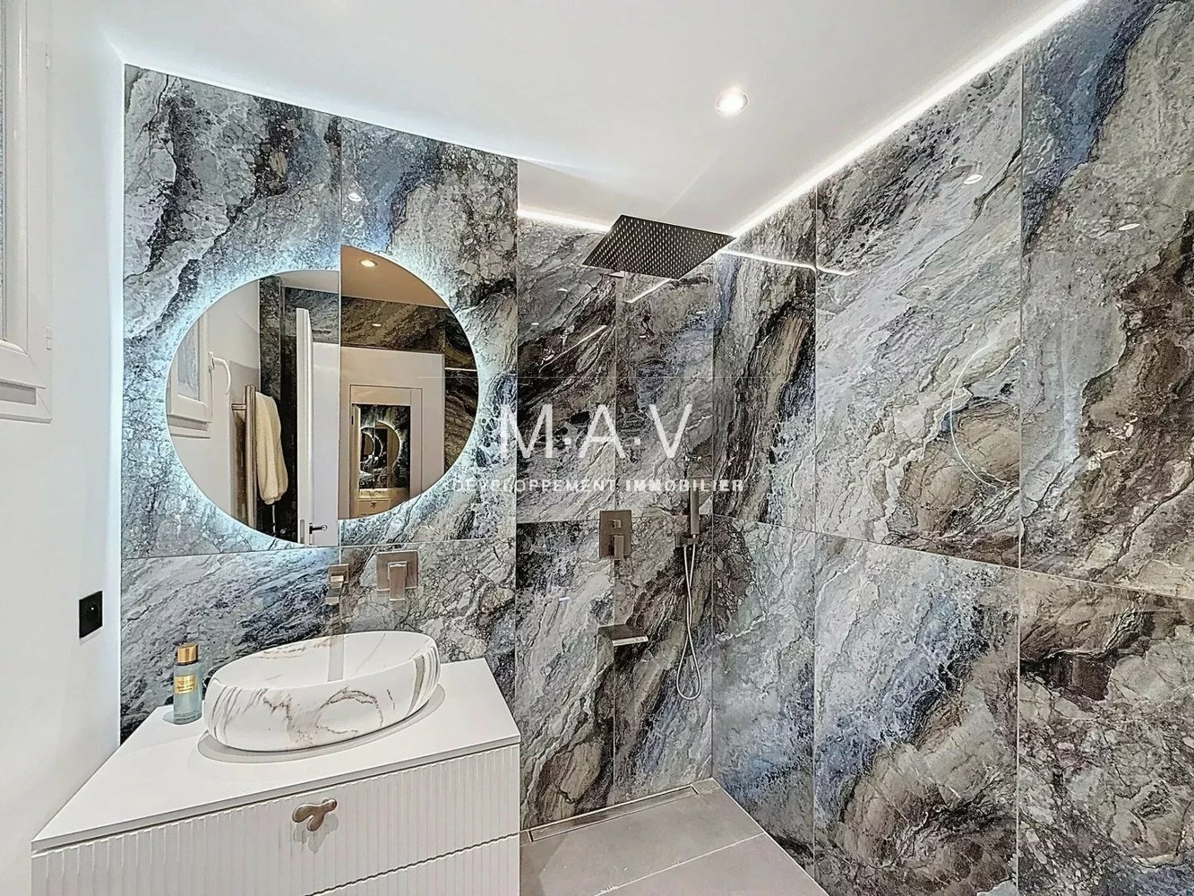 Property photo in Carre d'Argent