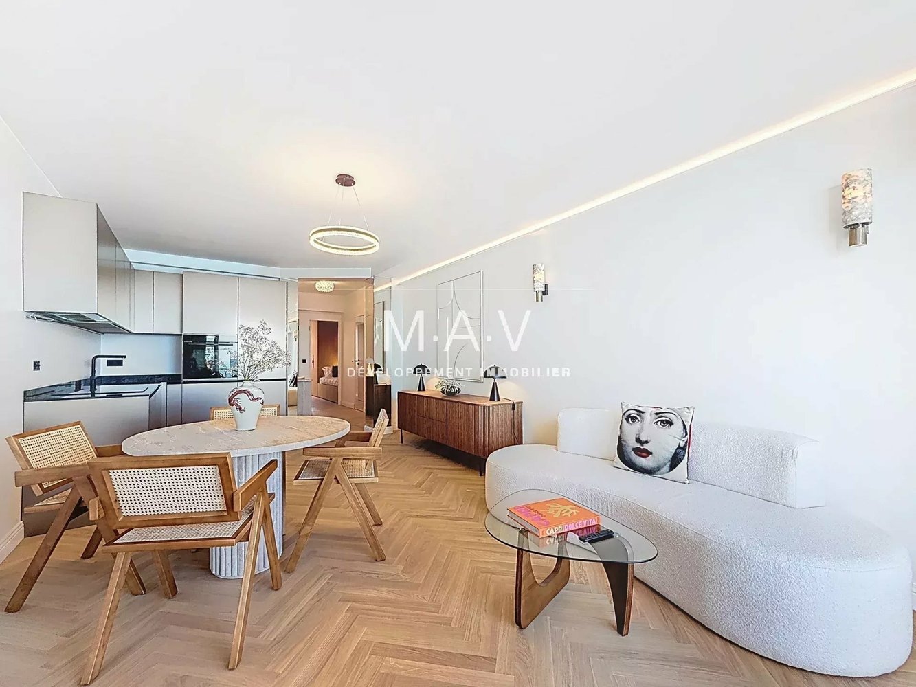 Property photo in Carre d'Argent