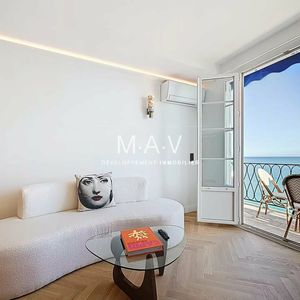 Property in Carre d'Argent