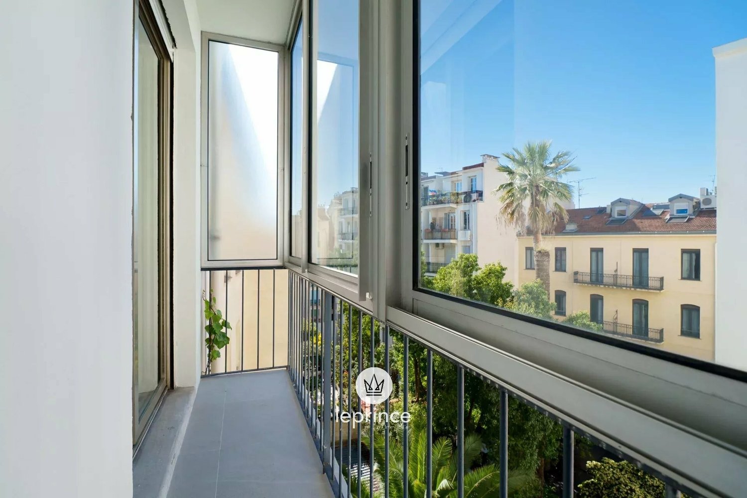 Property photo in Carre d'Argent