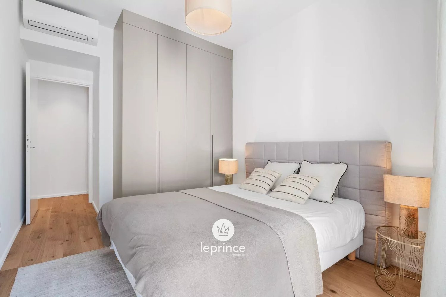 Property photo in Carre d'Argent