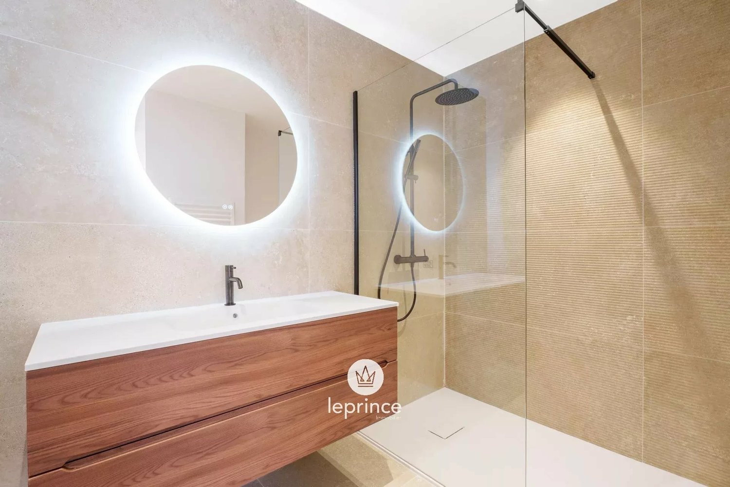 Property photo in Carre d'Argent