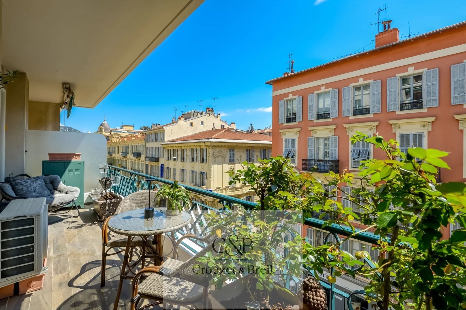 Property photo in Carre d'Argent