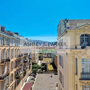 Property in Carre d'Argent