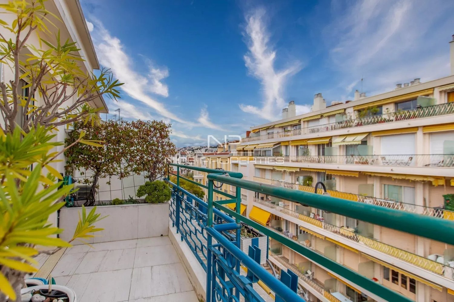 Property photo in Carre d'Or