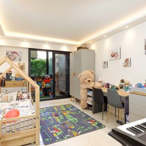 Property in Carre d'Or