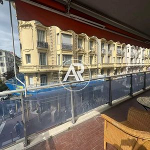 Property in Carre d'Or