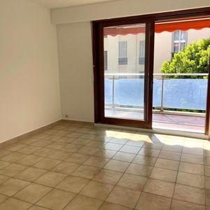 Property in Carre d'Or