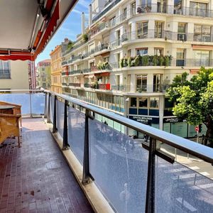 Property in Carre d'Or