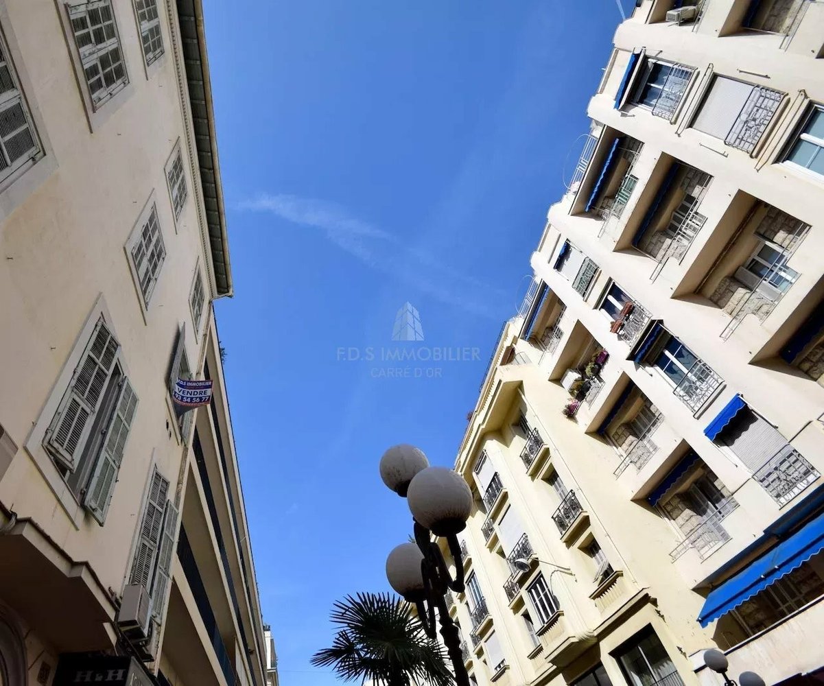 Property photo in Carre d'Or