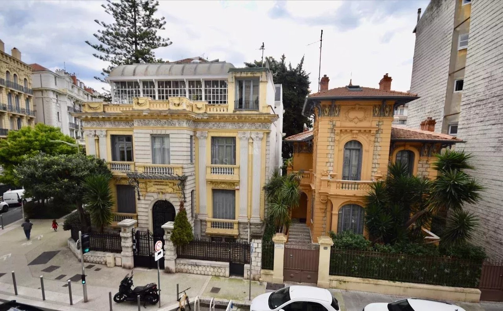 Property photo in Carre d'Or