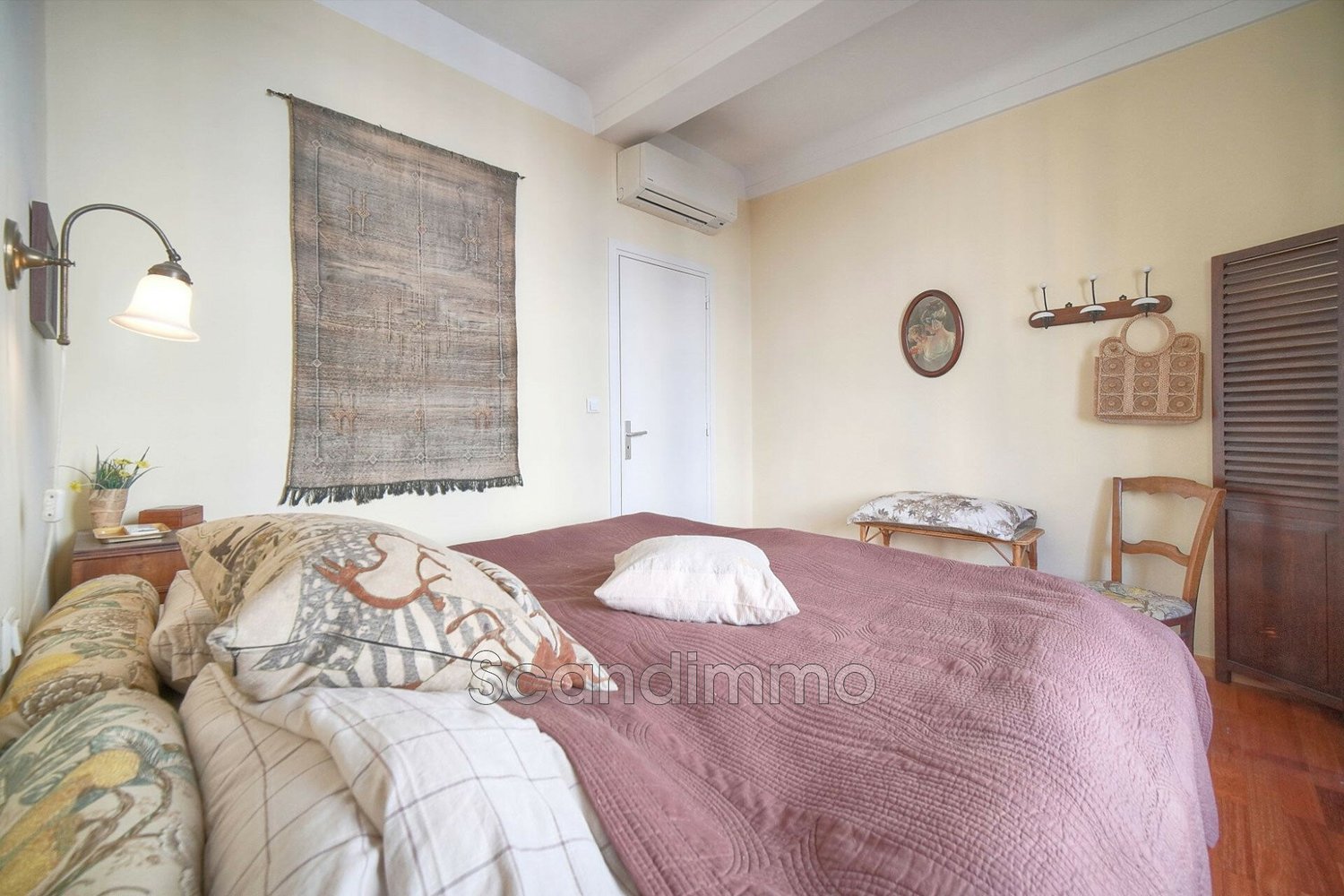 Property photo in Carre d'Or