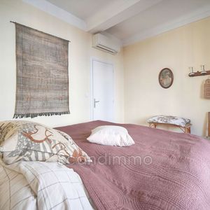 Property in Carre d'Or