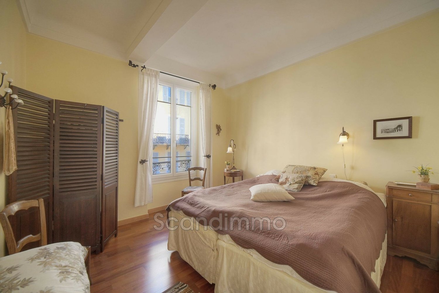 Property photo in Carre d'Or