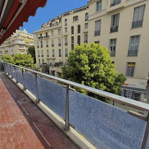 Property in Carre d'Or