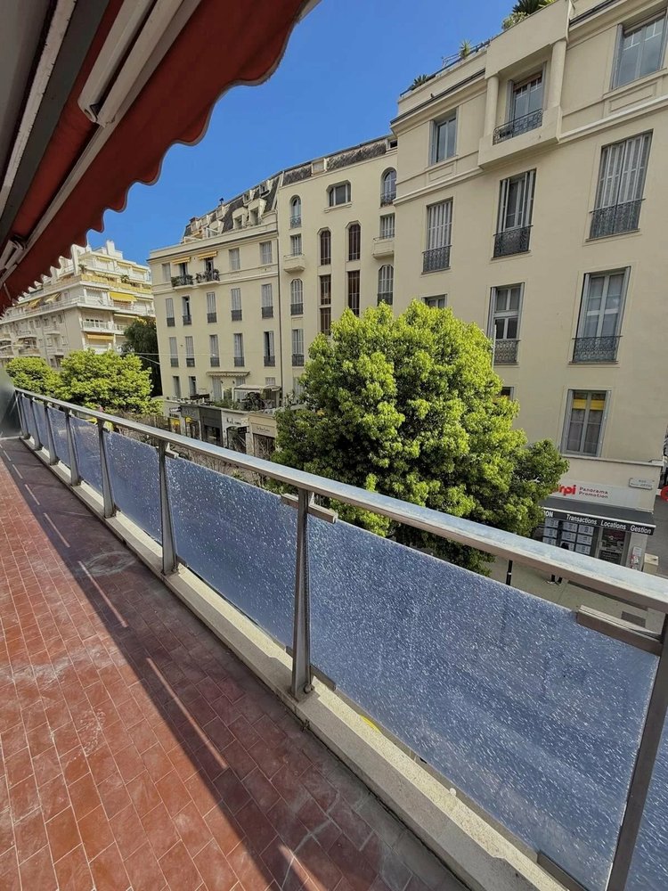 Property photo in Carre d'Or