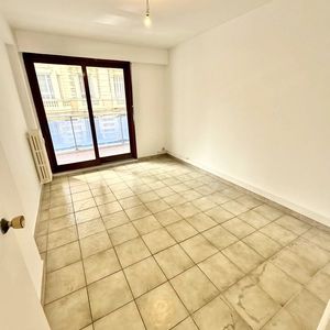 Property in Carre d'Or