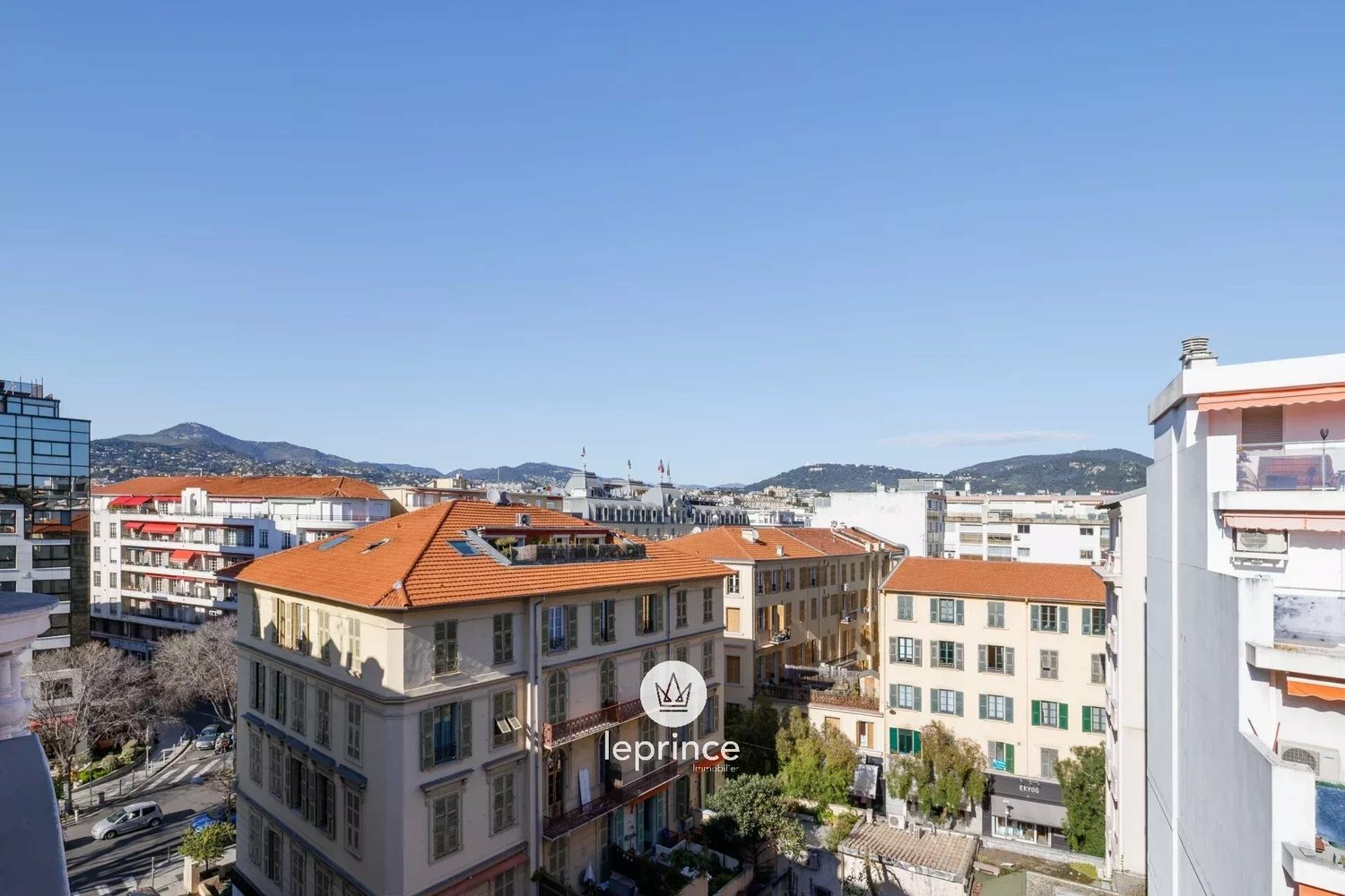 Property photo in Carre d'Or