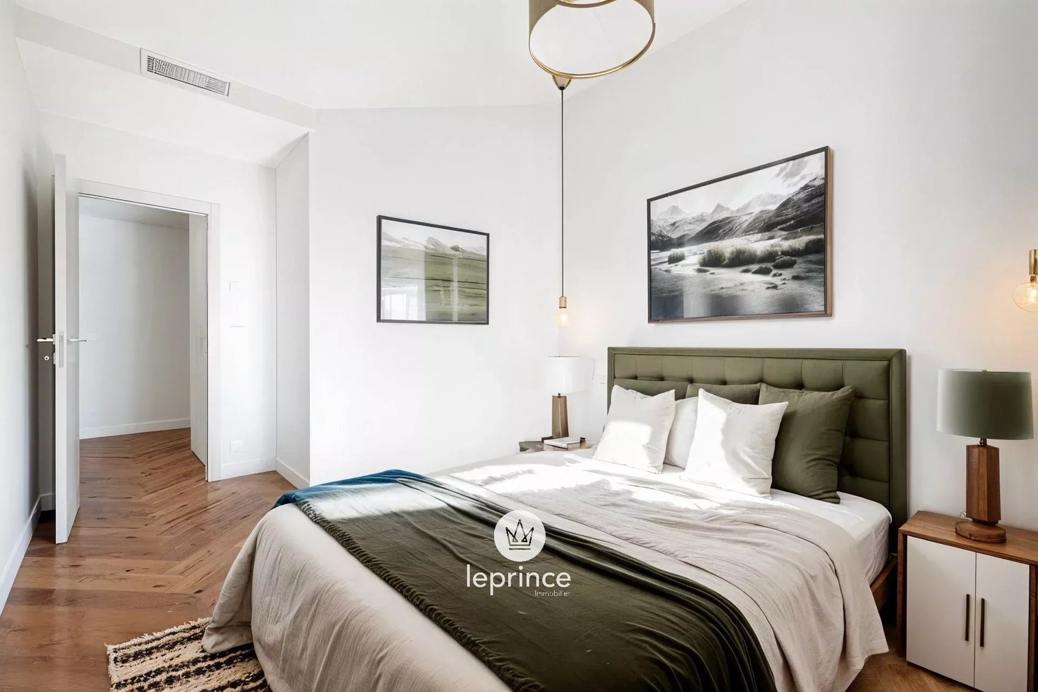 Property photo in Carre d'Or