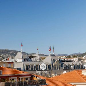 Property in Carre d'Or