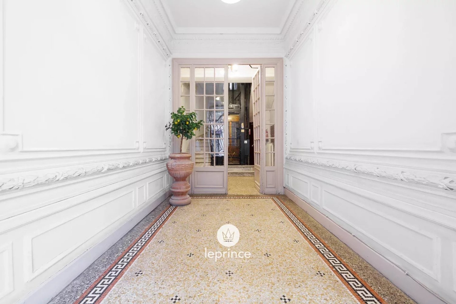 Property photo in Carre d'Or