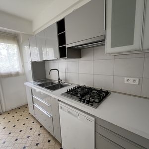 Property in Carre d'Or