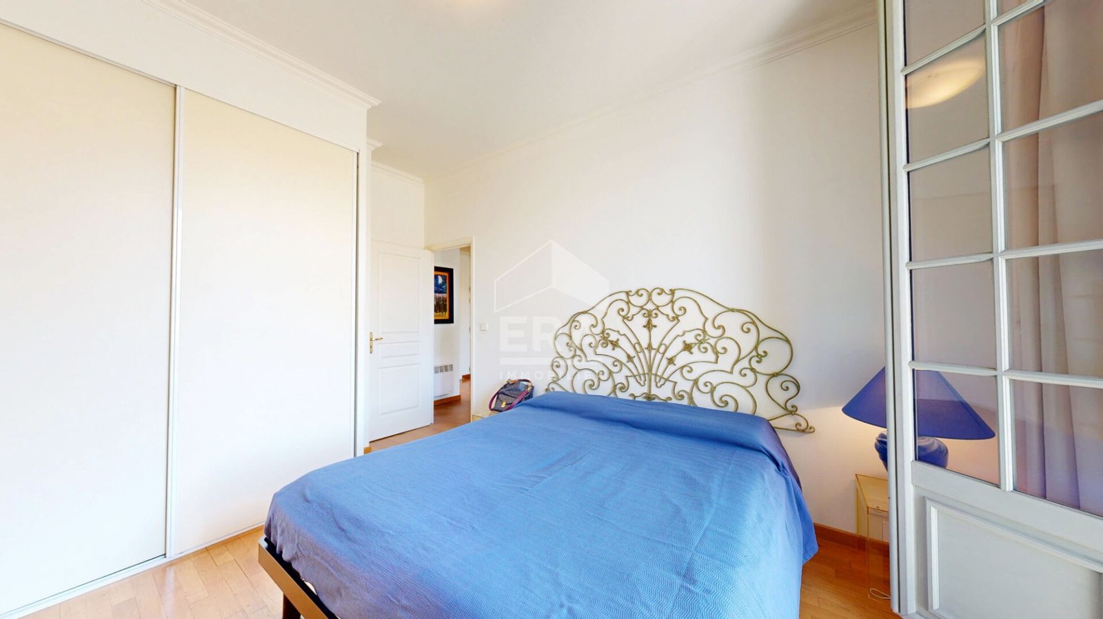 Property photo in Carre d'Or