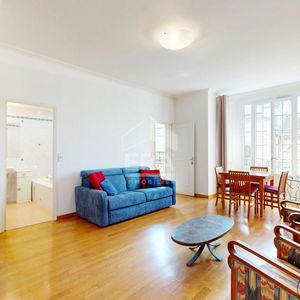 Property in Carre d'Or