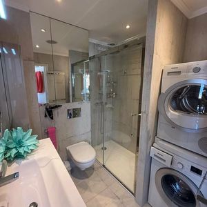 Property in Carre d'Or