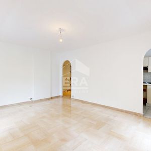 Property in Carre d'Or