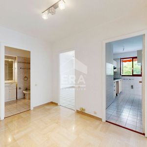 Property in Carre d'Or