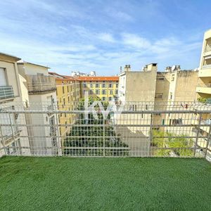 Property in Carre d'Or