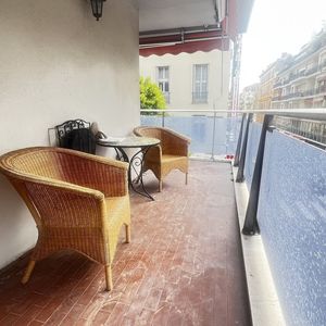 Property in Carre d'Or
