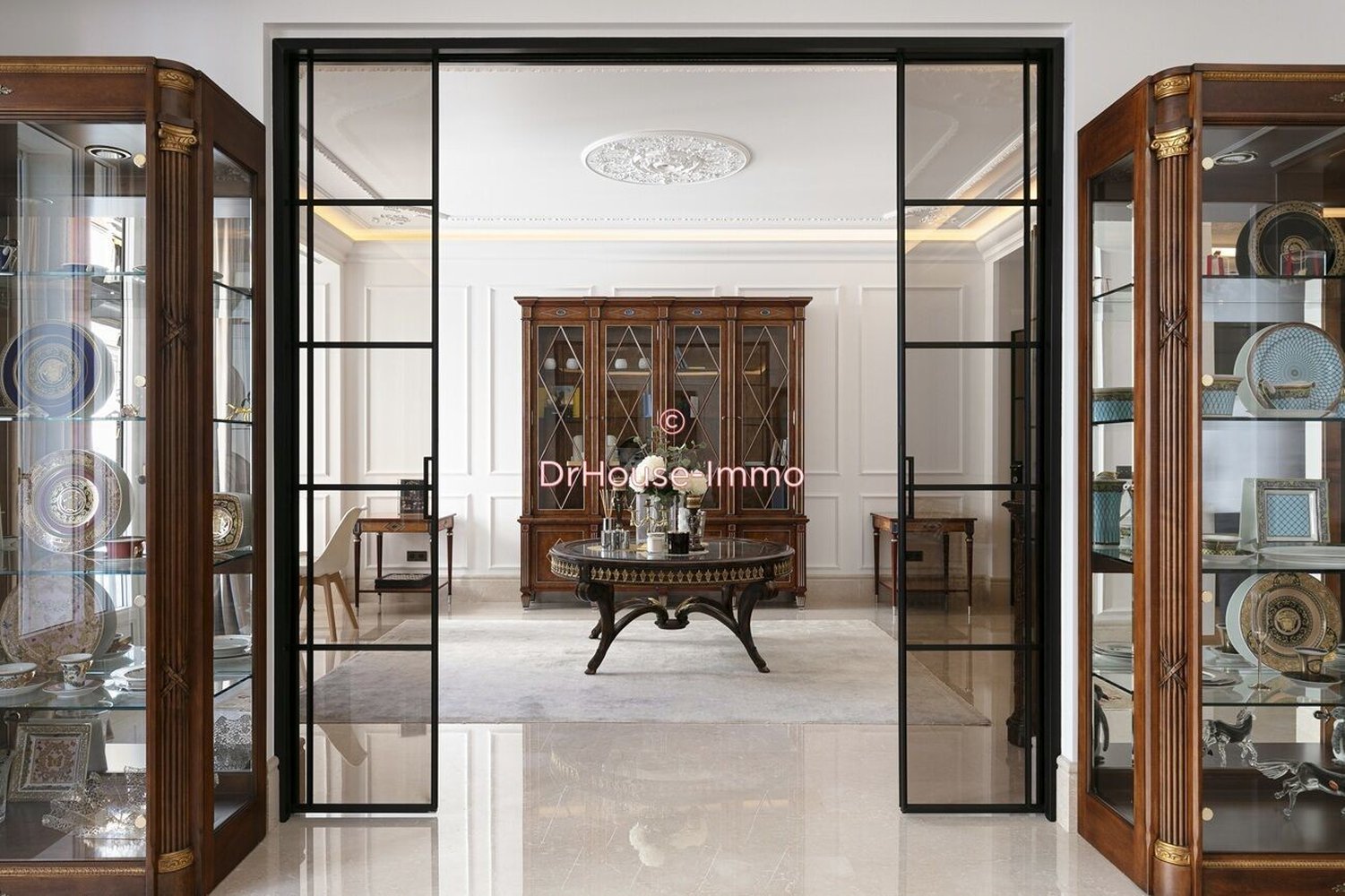 Property photo in Carre d'Or