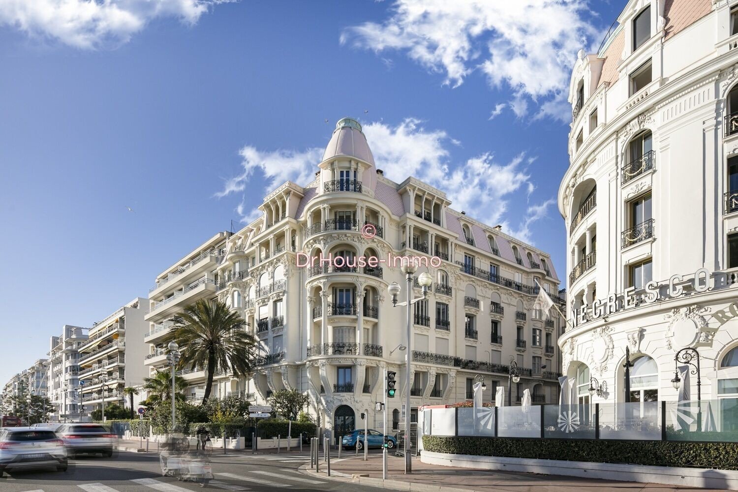 Property photo in Carre d'Or