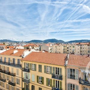 Property in Carre d'Or