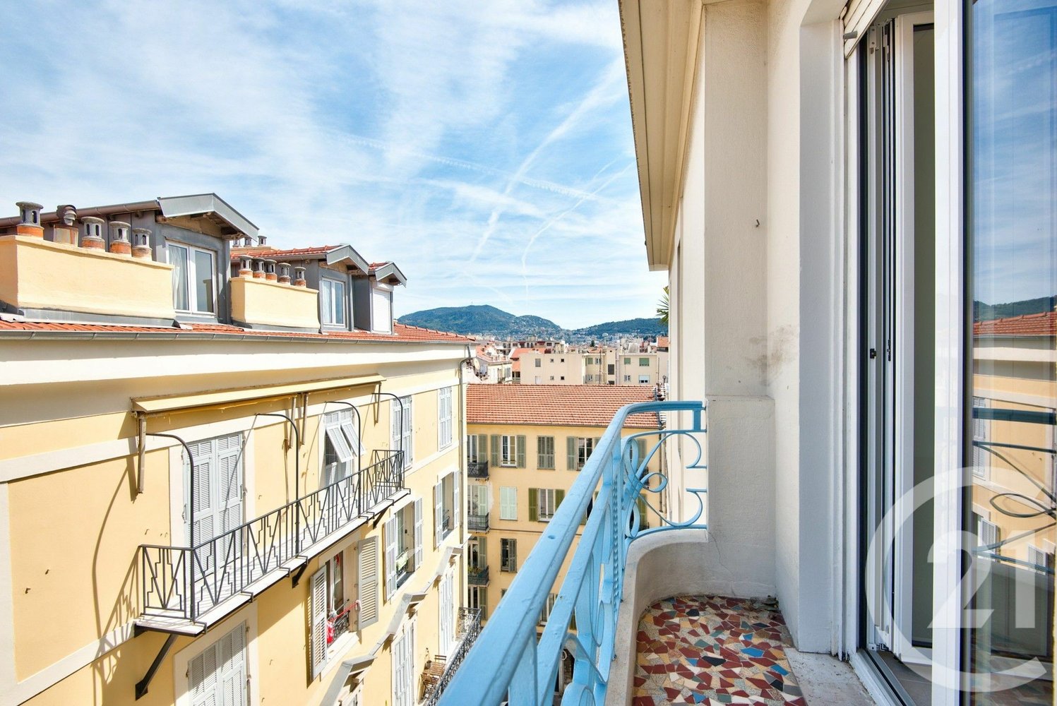 Property photo in Carre d'Or