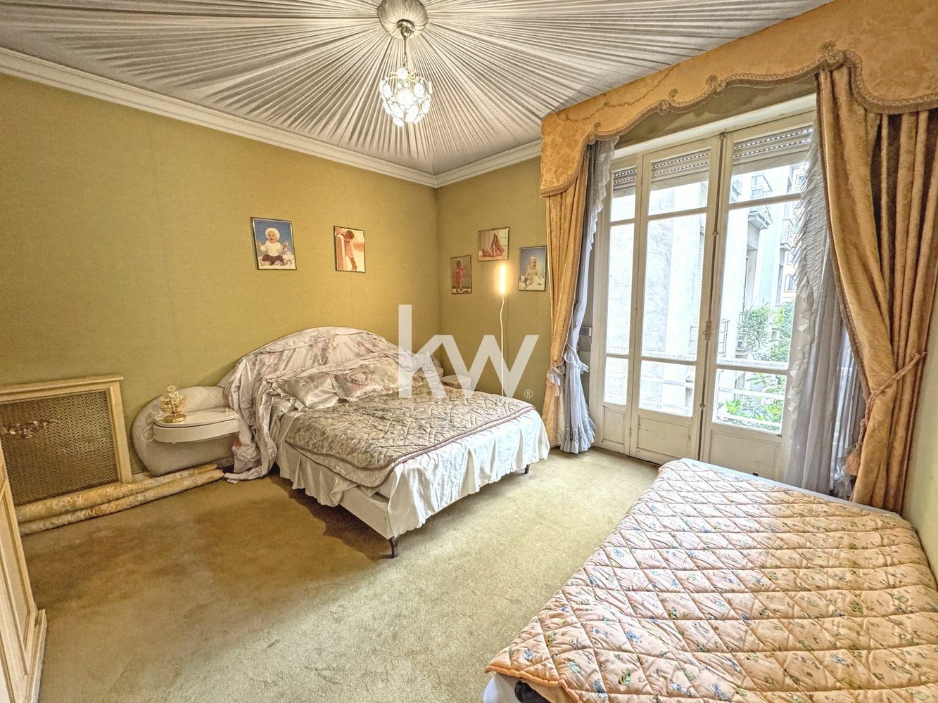 Property photo in Carre d'Or