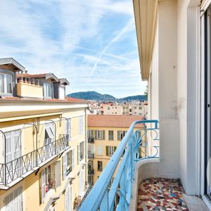 Property in Carre d'Or