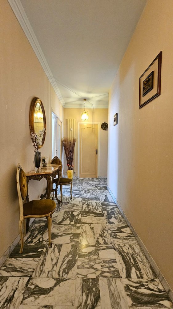 Property photo in Carre d'Or