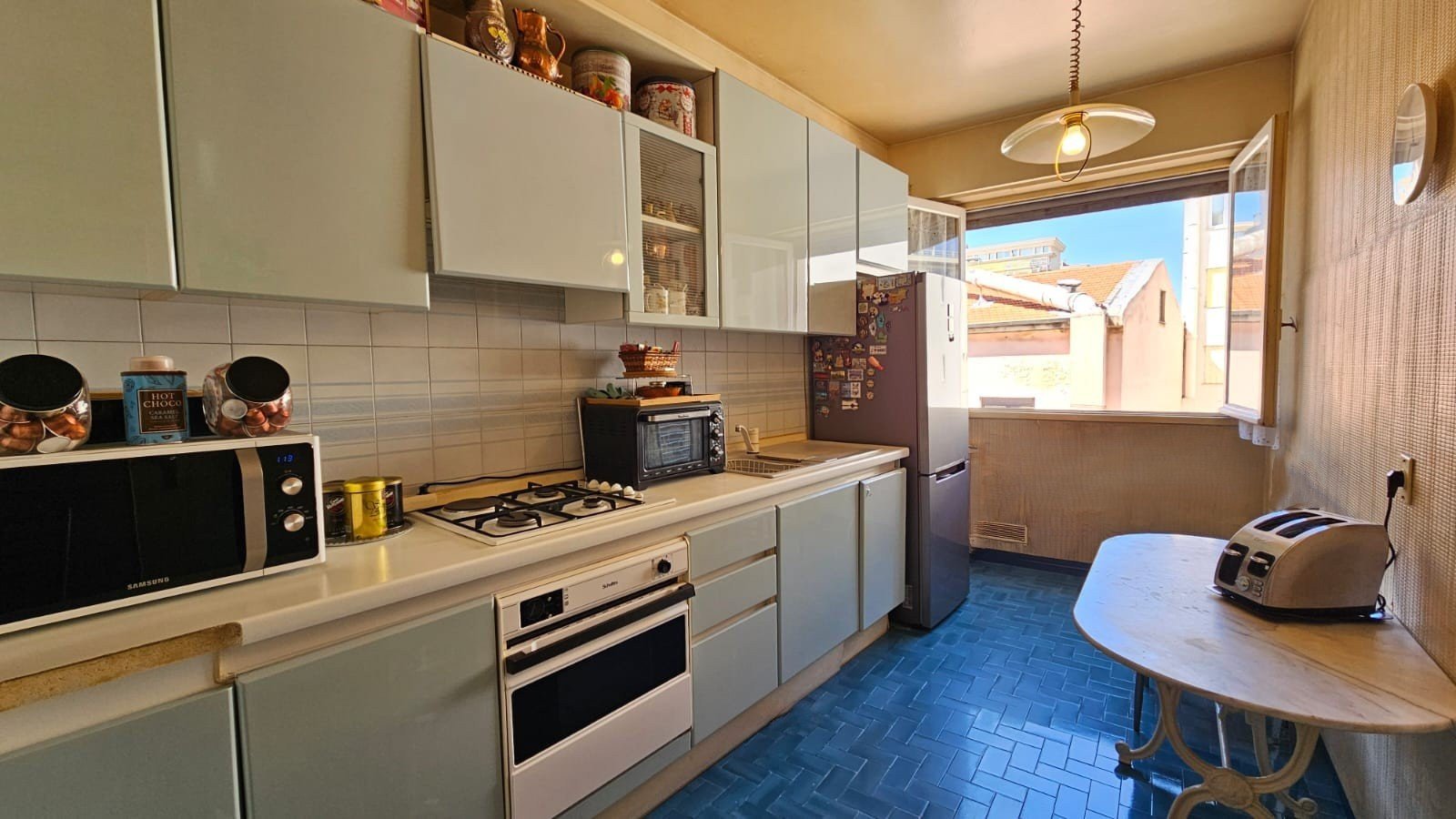 Property photo in Carre d'Or